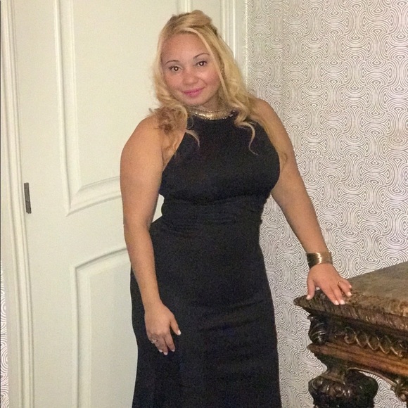 Meet your Posher, Elizabeth - Picture 2 of 3